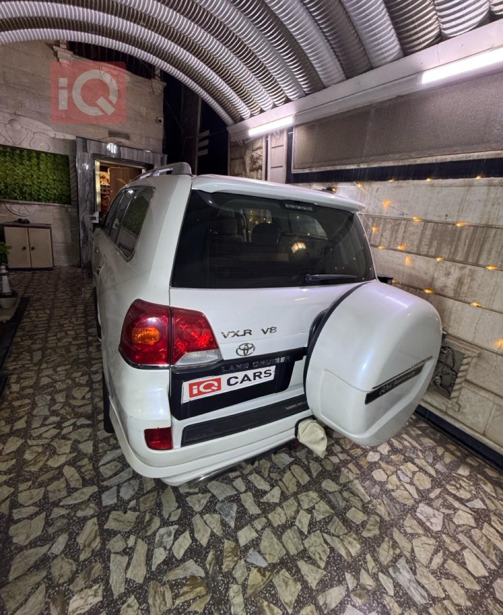 تويوتا لاندكروزر